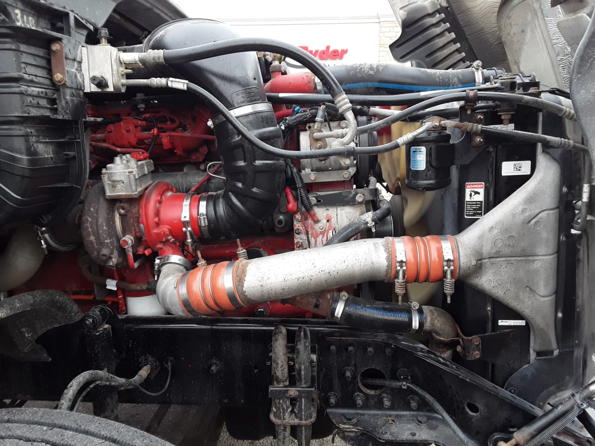 2018 Freightliner/Mercedes CASCADIA 125 681381