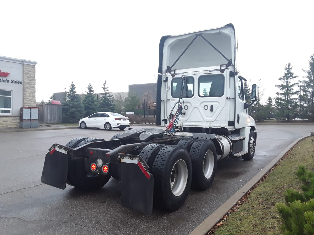 2018 Freightliner/Mercedes CASCADIA 125 681387