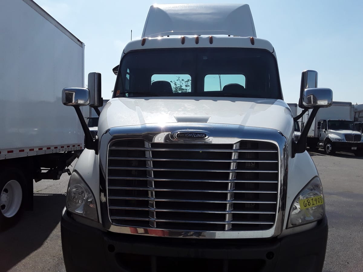 2017 Freightliner/Mercedes CASCADIA 113 681403