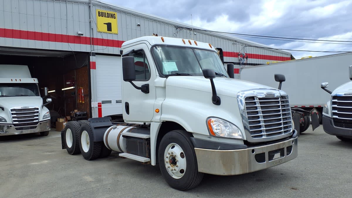 2017 Freightliner/Mercedes CASCADIA 125 681434