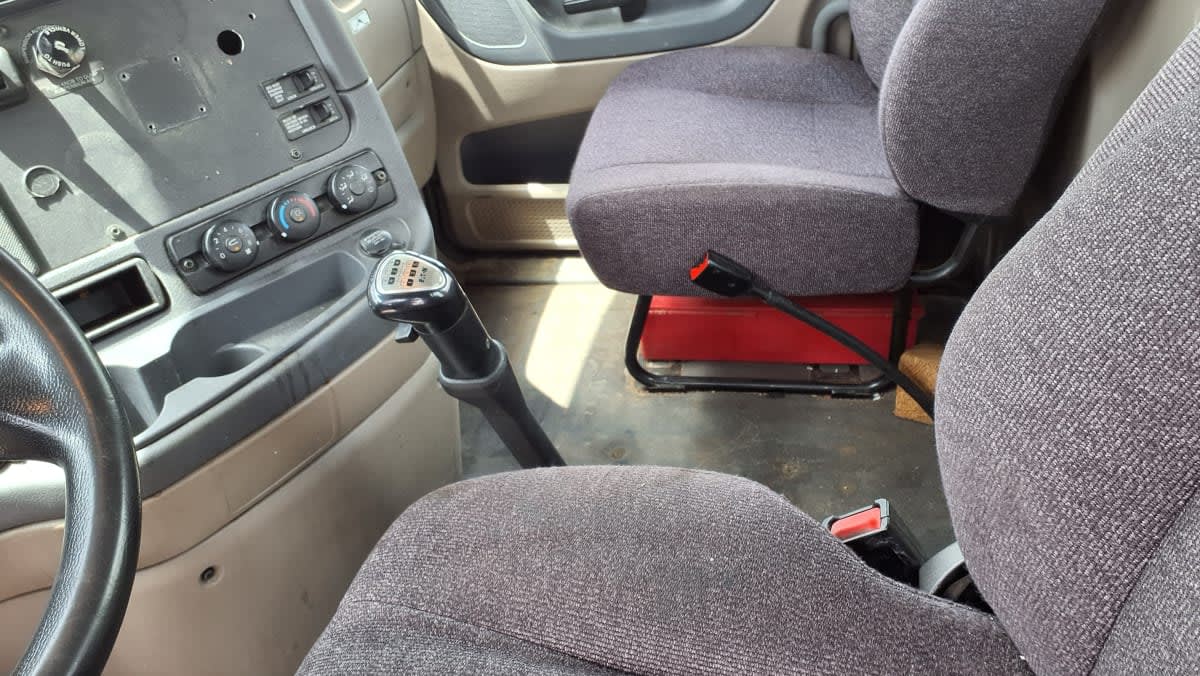 2017 Freightliner/Mercedes CASCADIA 125 681434