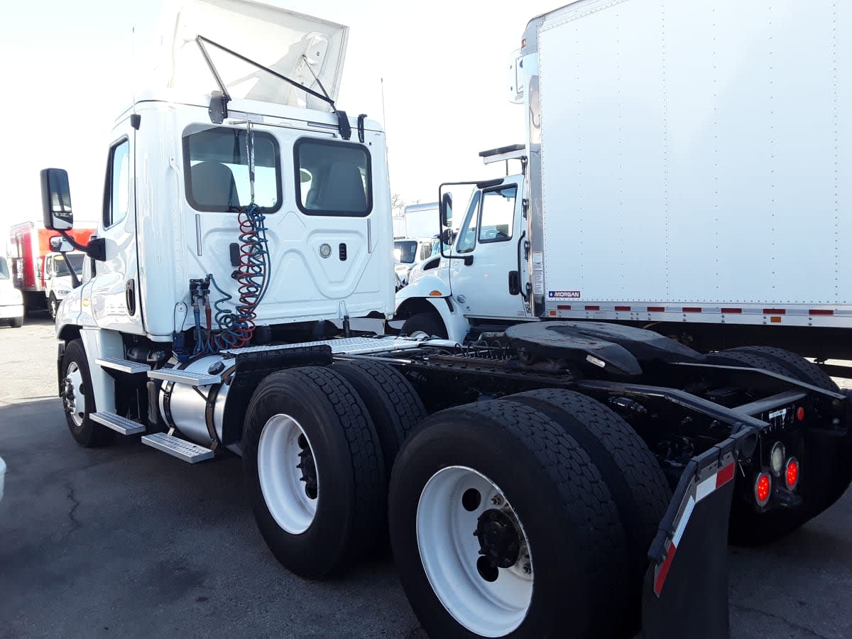 2018 Freightliner - image 6