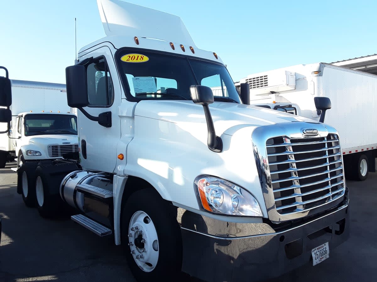 2018 Freightliner - image 3