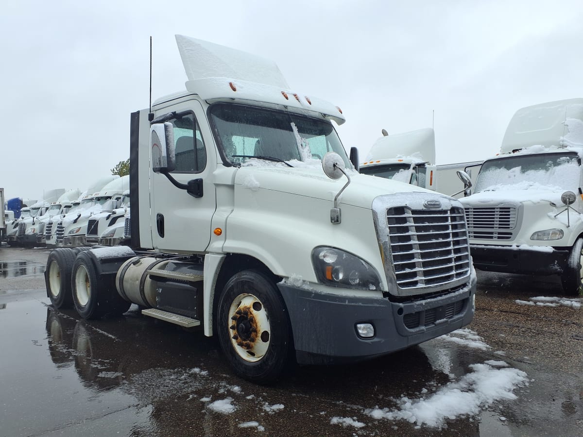 2018 Freightliner/Mercedes CASCADIA 125 681463