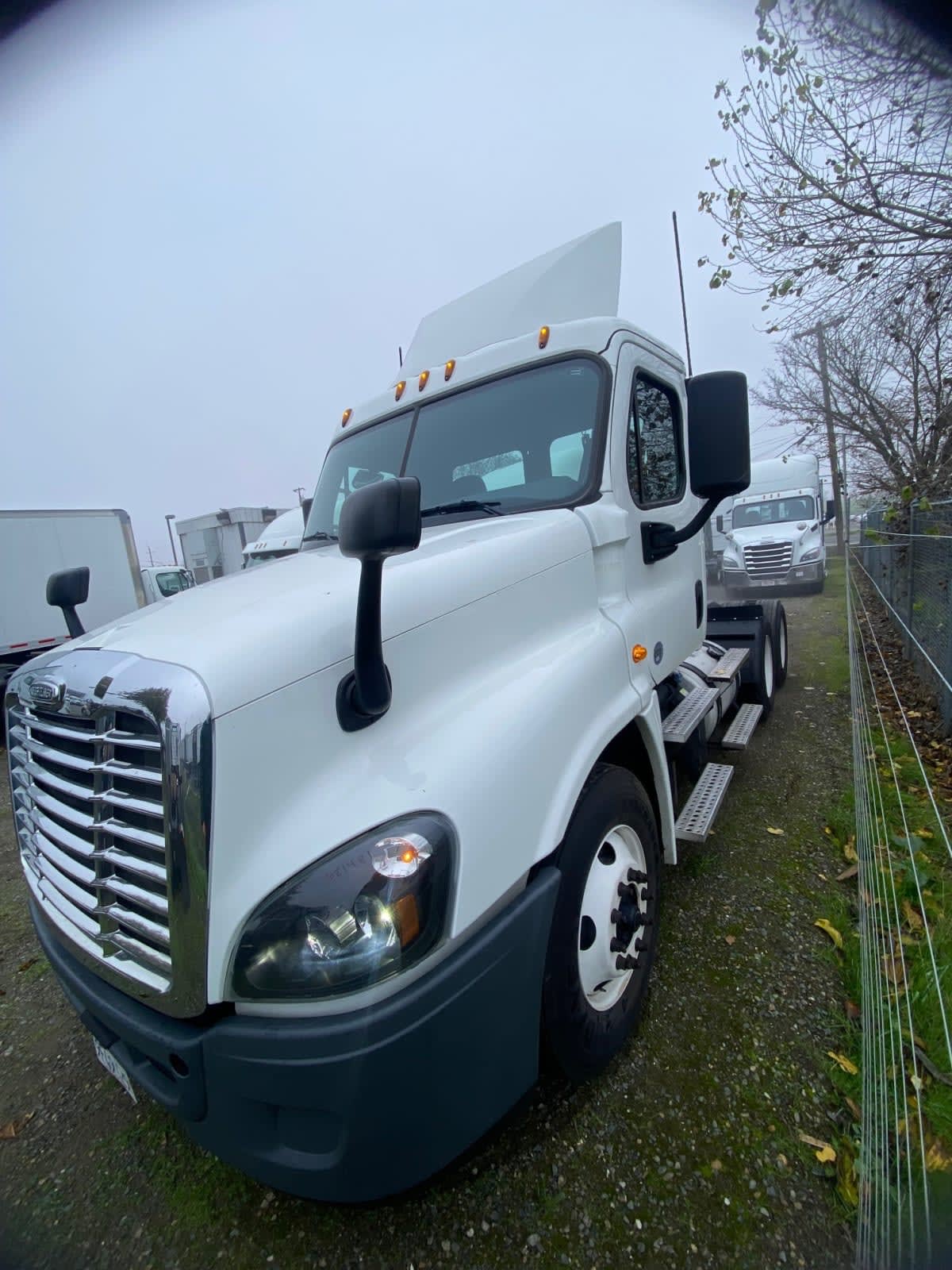 2018 Freightliner - image 1