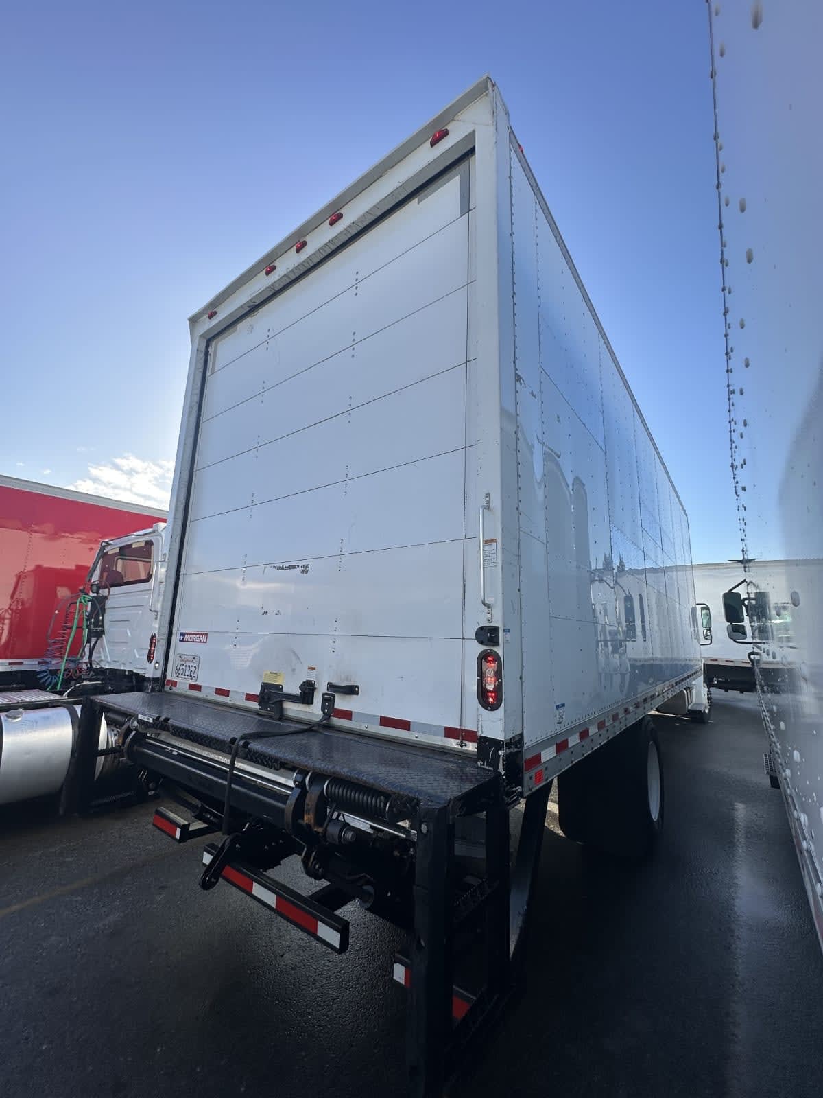 2018 Freightliner/Mercedes M2 106 681492