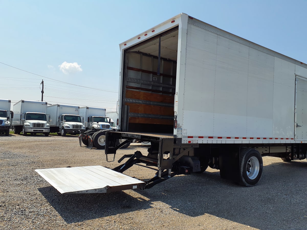 2018 Freightliner/Mercedes M2 106 681512