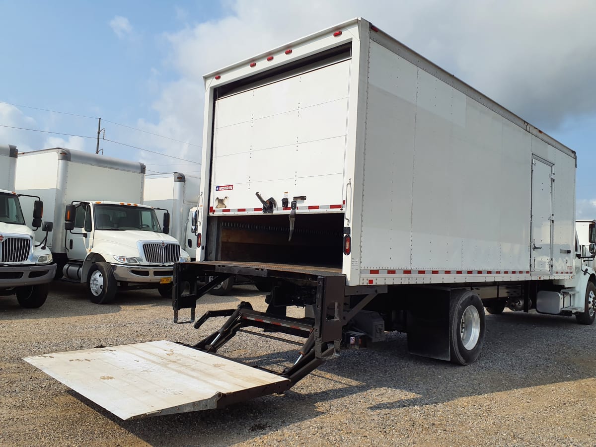 2018 Freightliner/Mercedes M2 106 681513