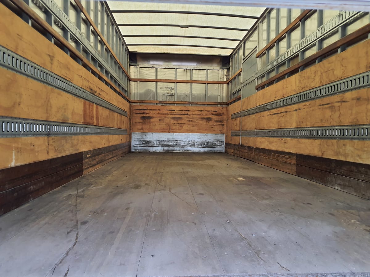 2018 Freightliner/Mercedes M2 106 681518