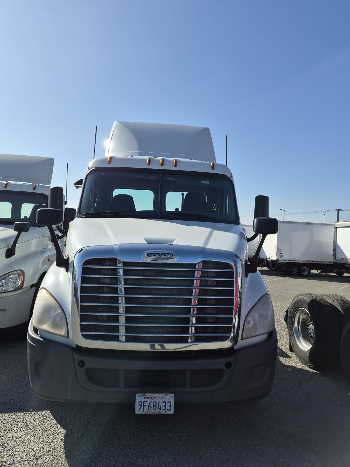 2018 Freightliner - image 2