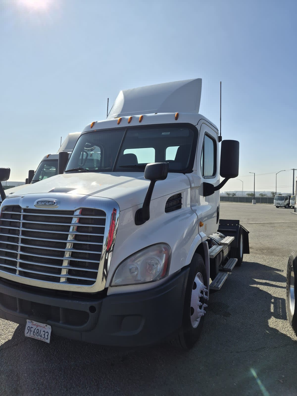 2018 Freightliner - image 1