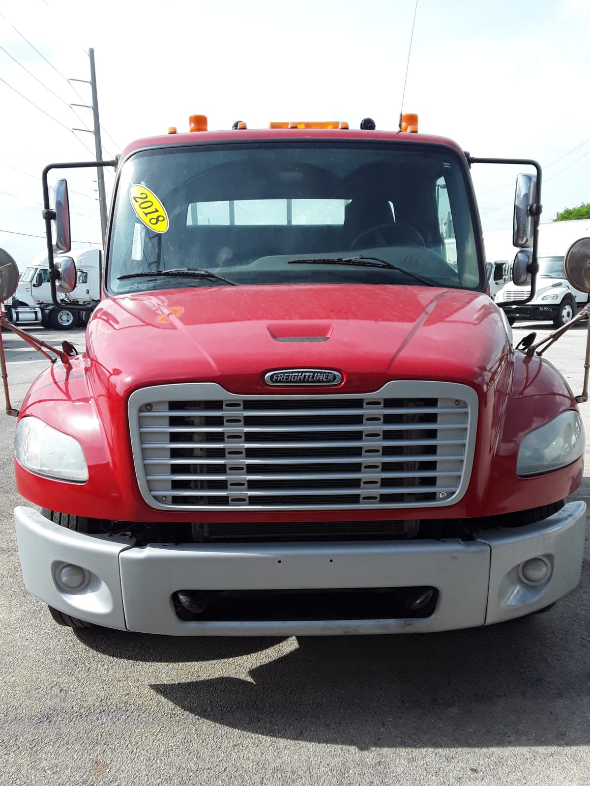 2018 Freightliner/Mercedes M2 106 681589