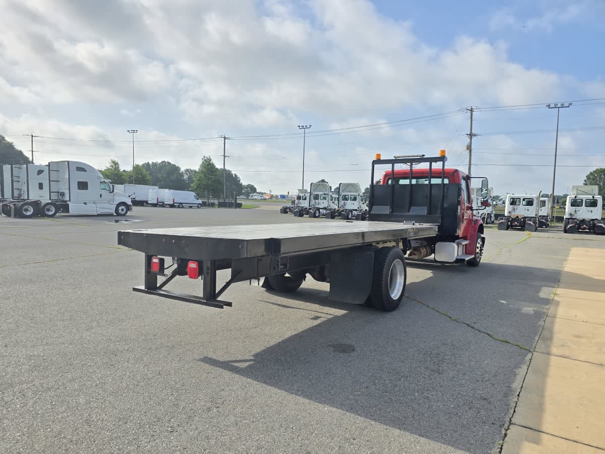 2018 Freightliner/Mercedes M2 106 681590