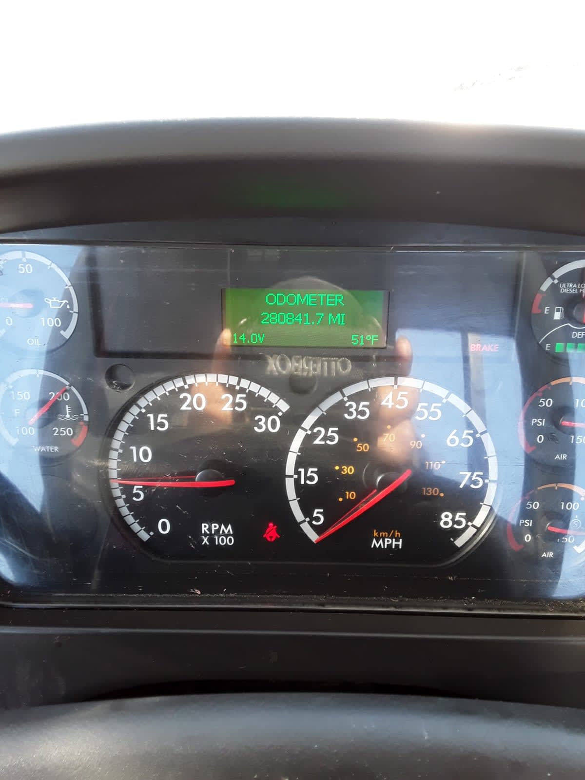 2018 Freightliner/Mercedes M2 106 681598