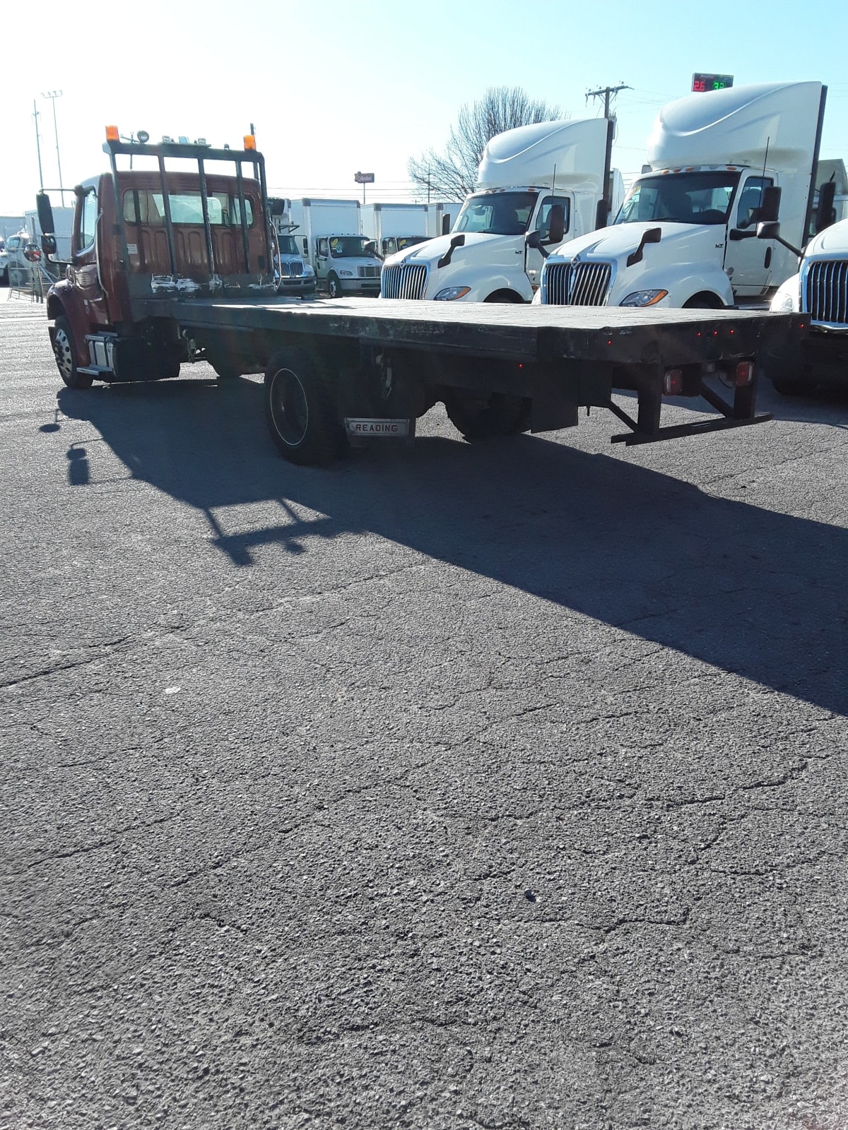 2018 Freightliner/Mercedes M2 106 681598