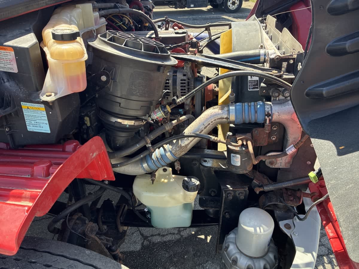 2018 Freightliner/Mercedes M2 106 681607