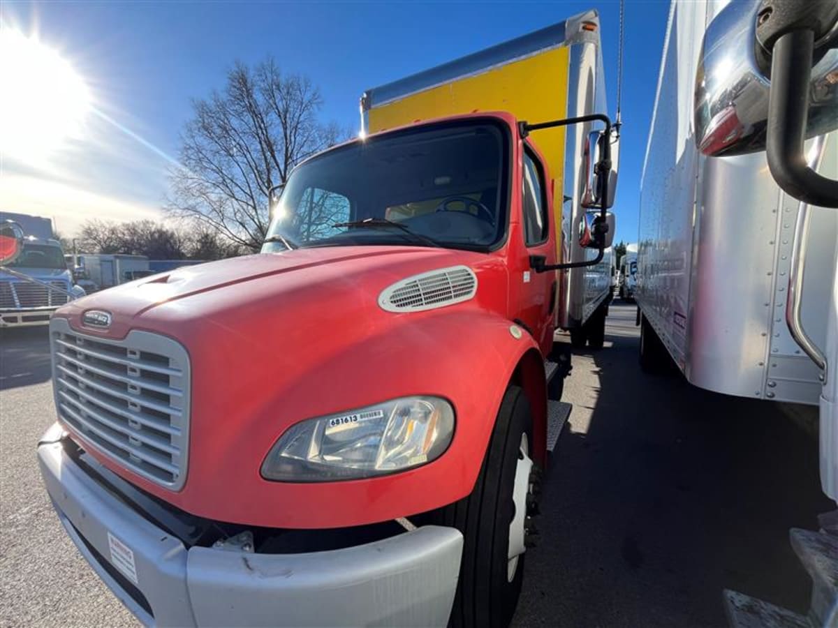 2018 Freightliner/Mercedes M2 106 681613