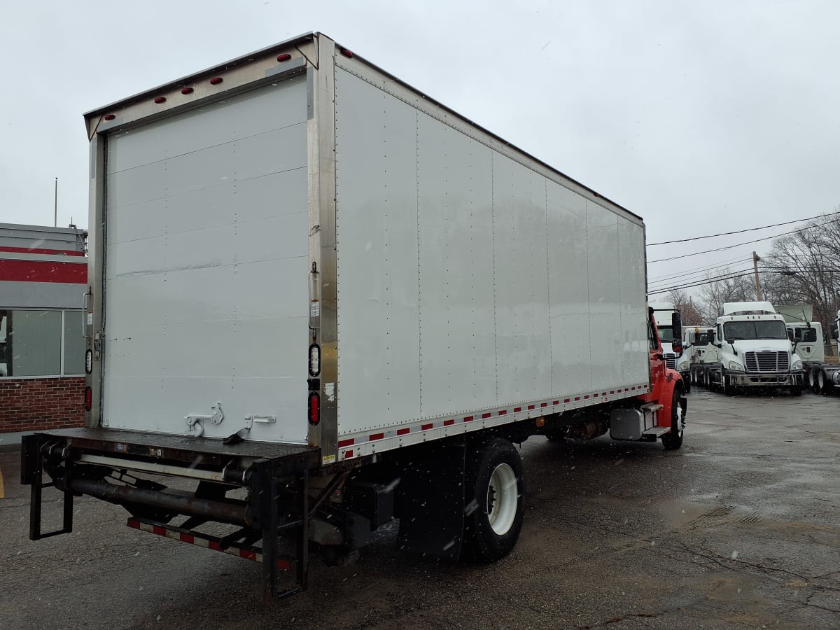 2018 Freightliner/Mercedes M2 106 681620