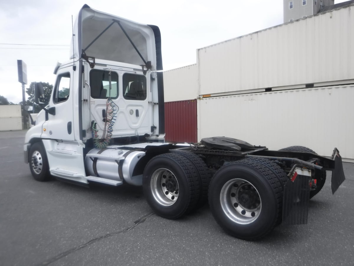 2018 Freightliner/Mercedes CASCADIA 125 681690