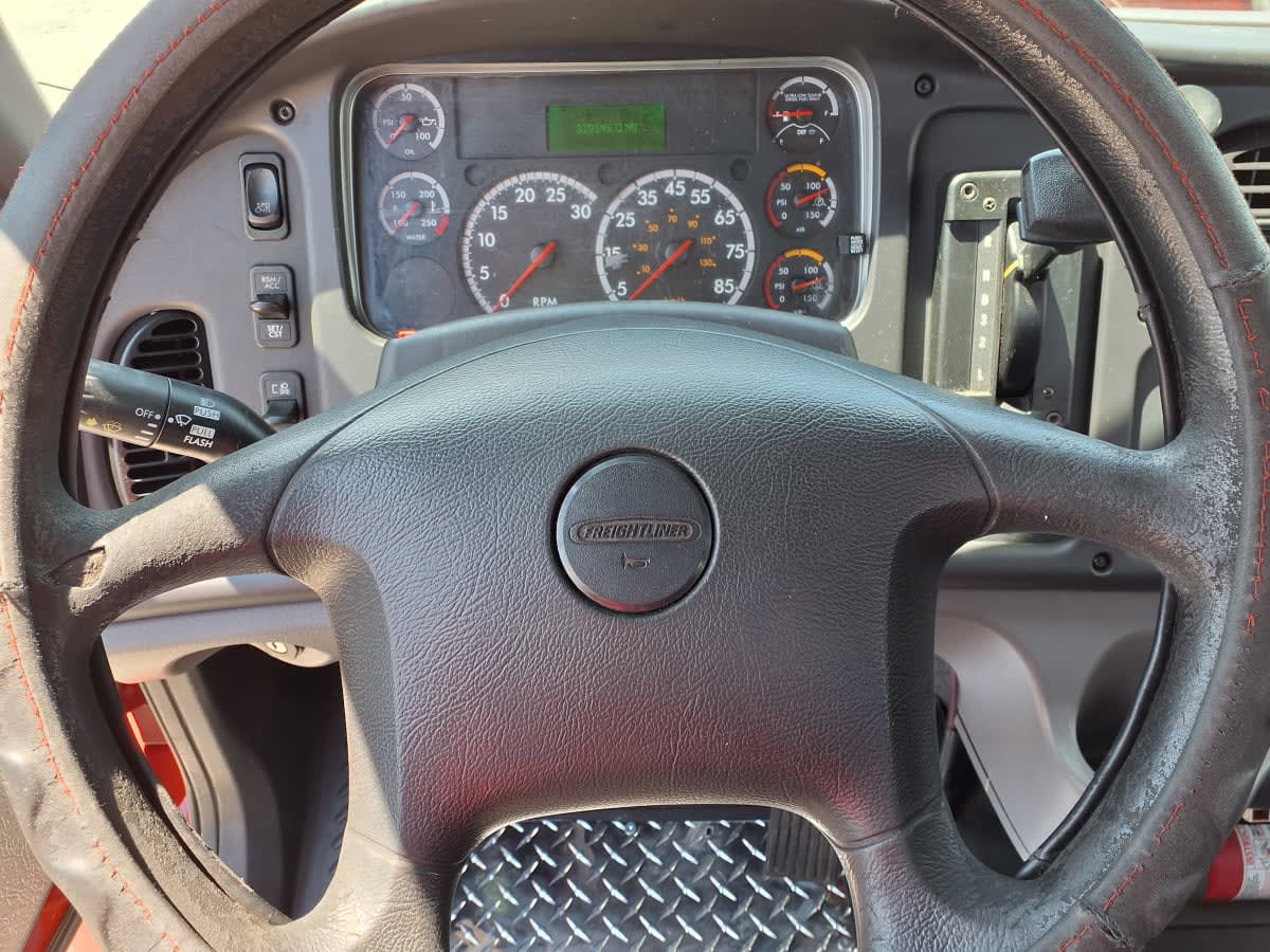 2018 Freightliner/Mercedes M2 106 681700