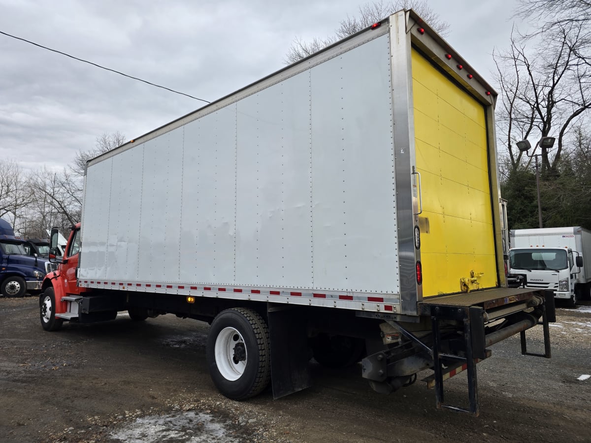 2018 Freightliner/Mercedes M2 106 681720