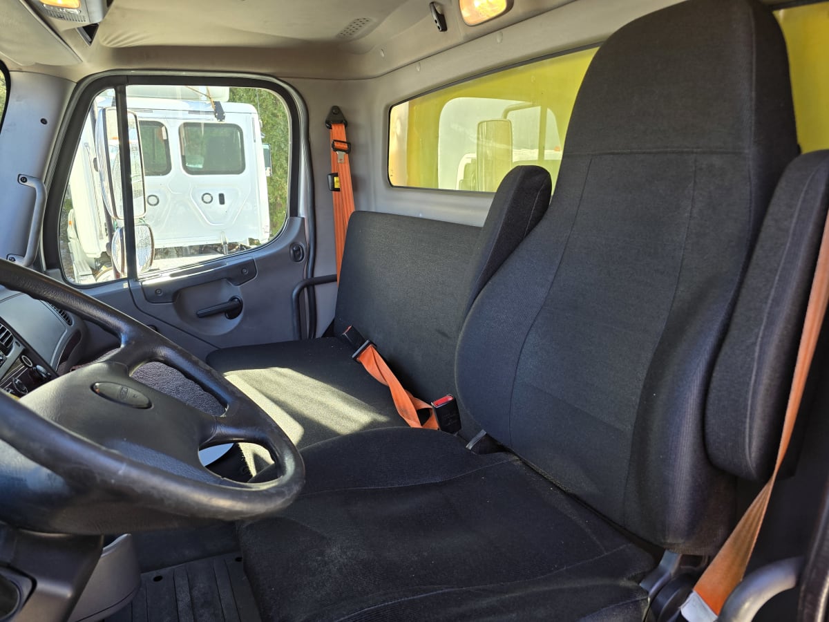 2018 Freightliner/Mercedes M2 106 681722