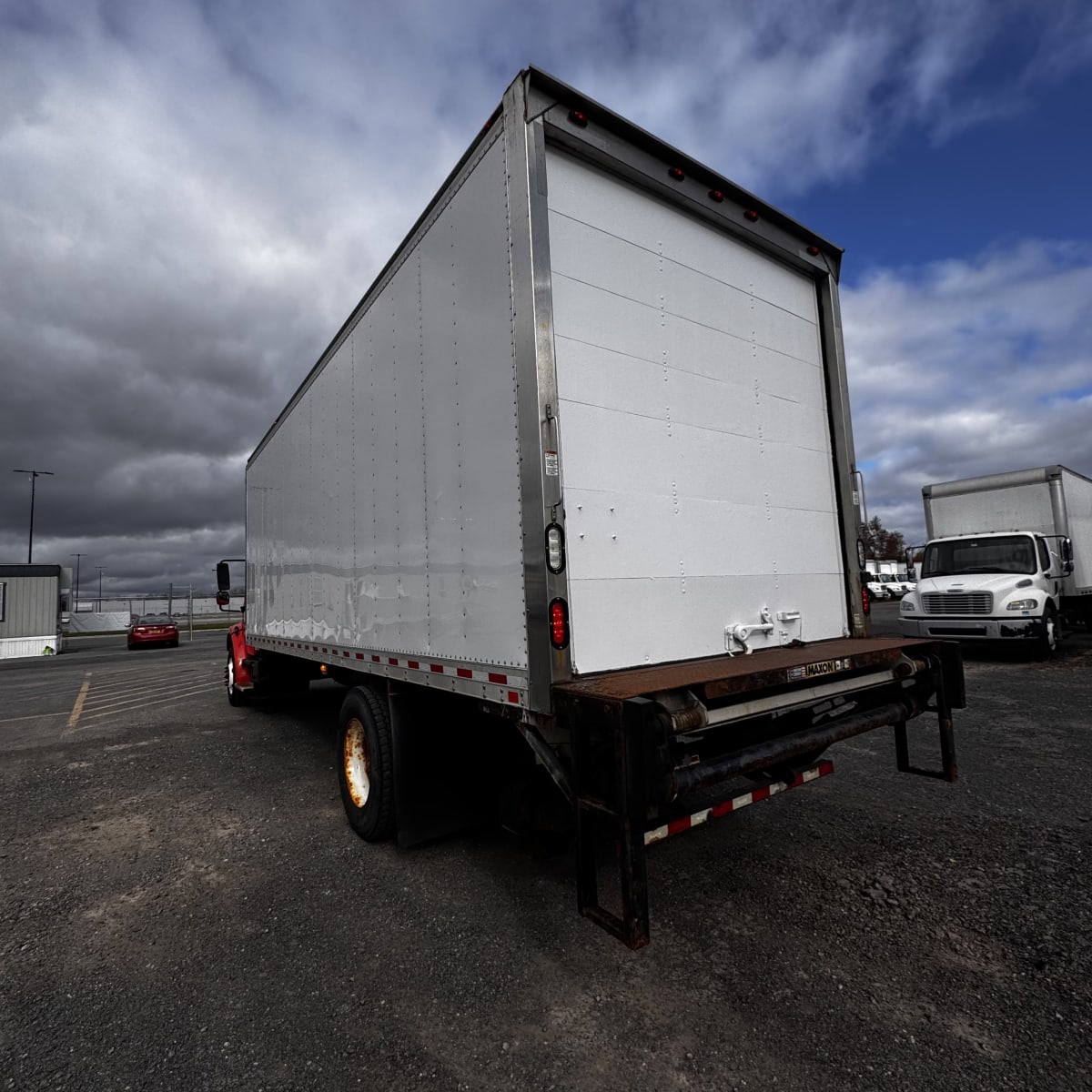 2018 Freightliner/Mercedes M2 106 681726