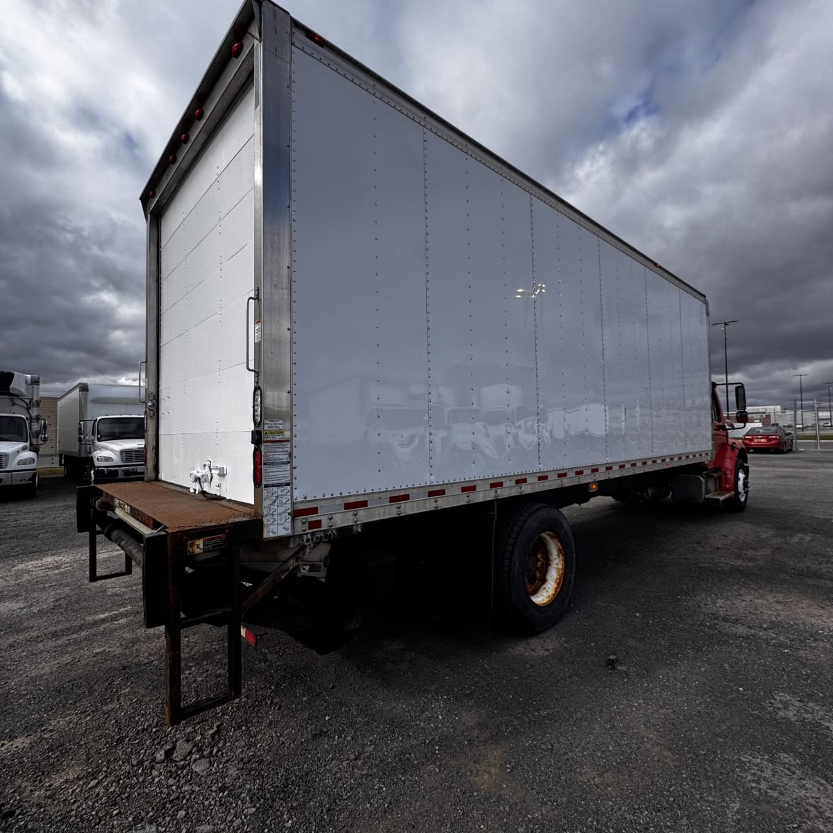 2018 Freightliner/Mercedes M2 106 681726