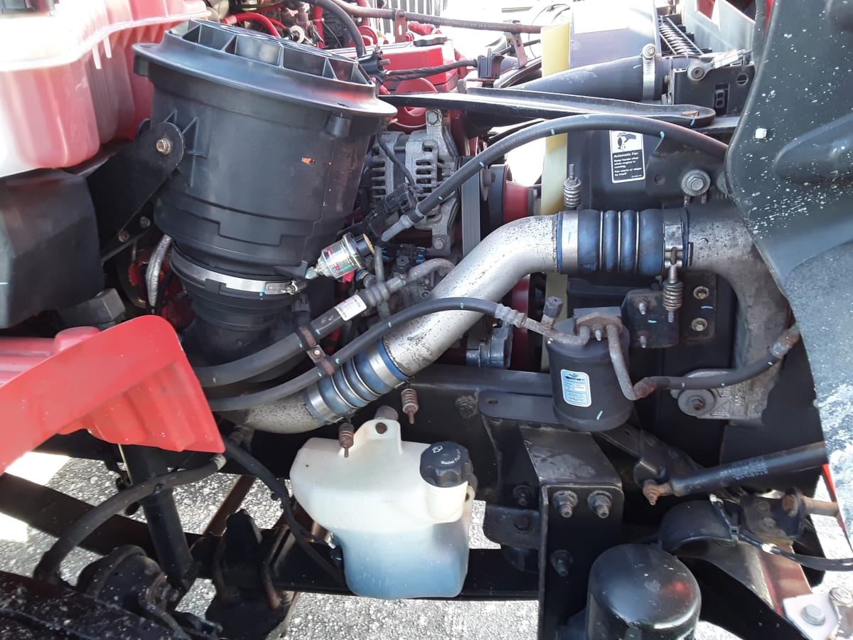 2018 Freightliner/Mercedes M2 106 681738
