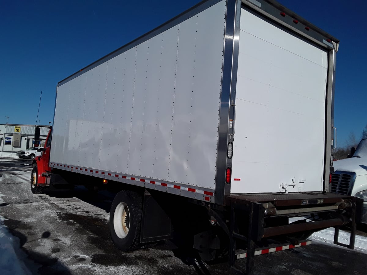 2018 Freightliner/Mercedes M2 106 681738