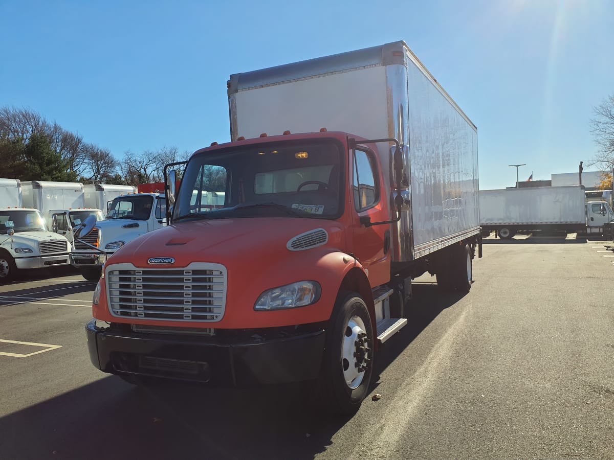 2018 Freightliner/Mercedes M2 106 681758