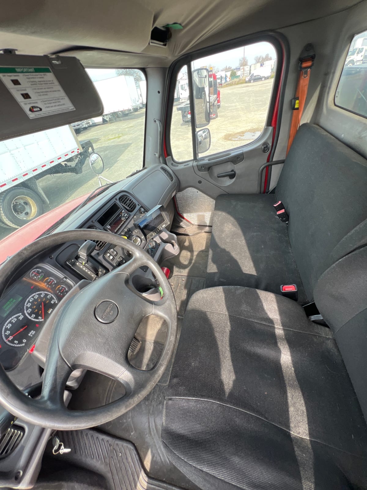 2018 Freightliner/Mercedes M2 106 681771