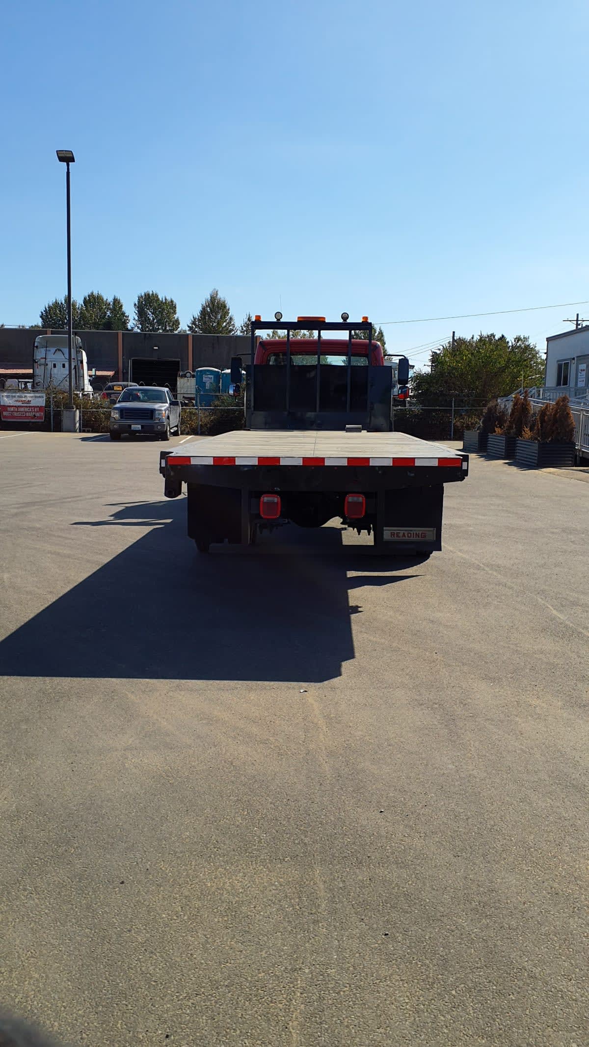 2018 Freightliner/Mercedes M2 106 681785