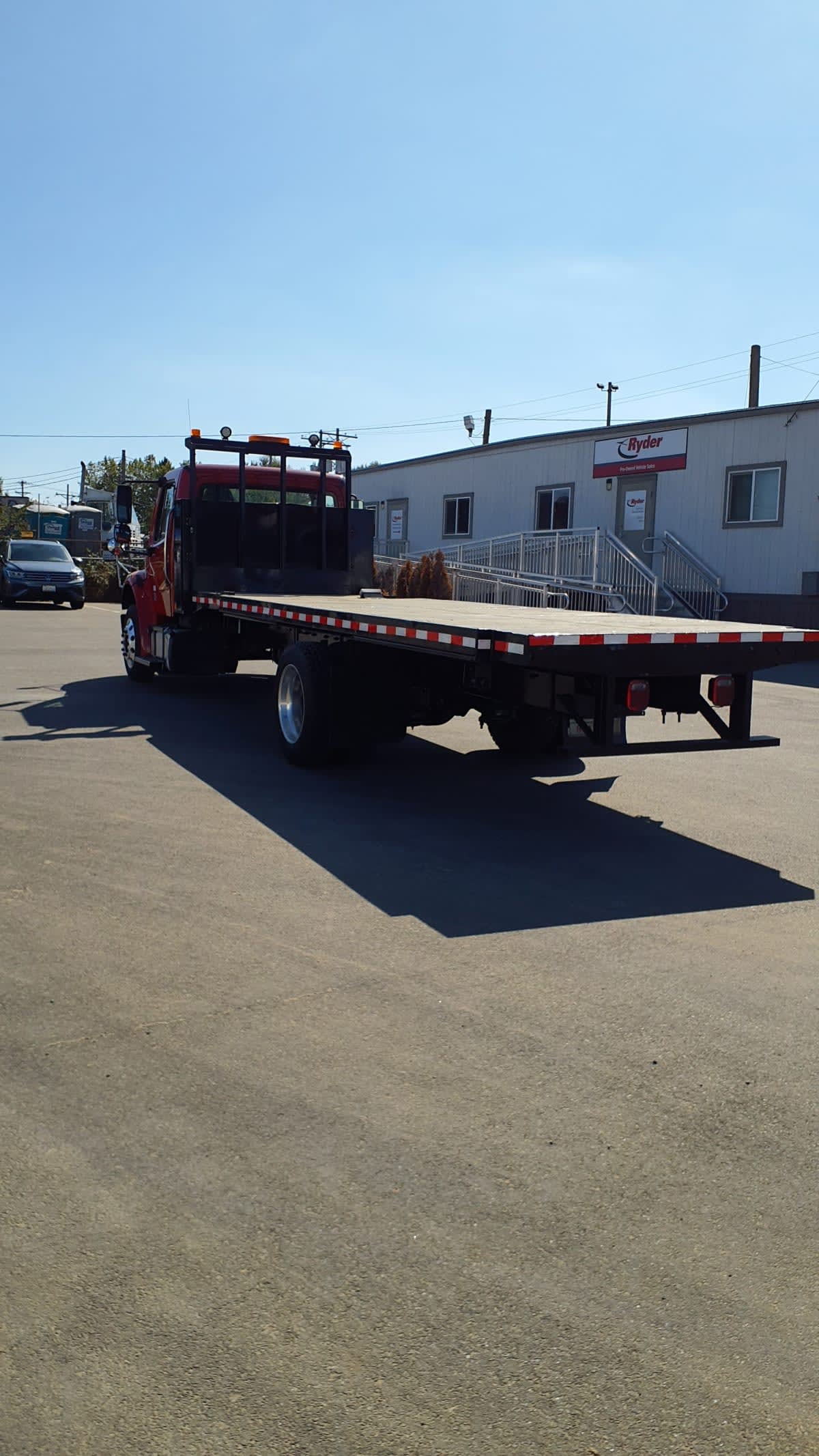 2018 Freightliner/Mercedes M2 106 681785