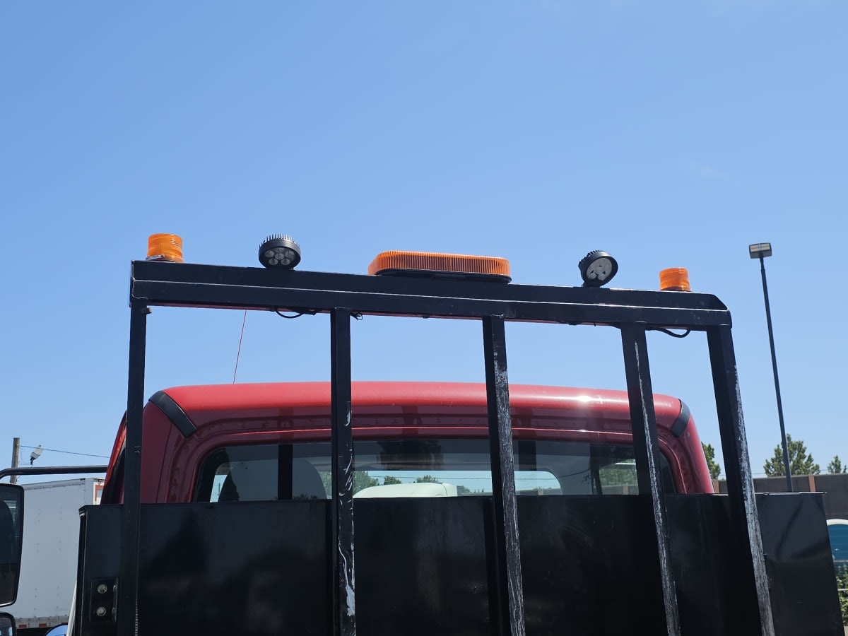 2018 Freightliner M2 106 681786
