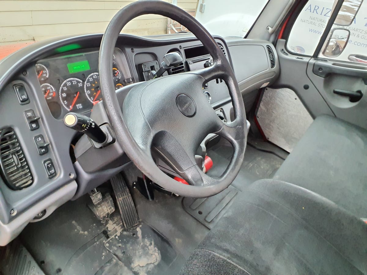 2018 Freightliner/Mercedes M2 106 681807