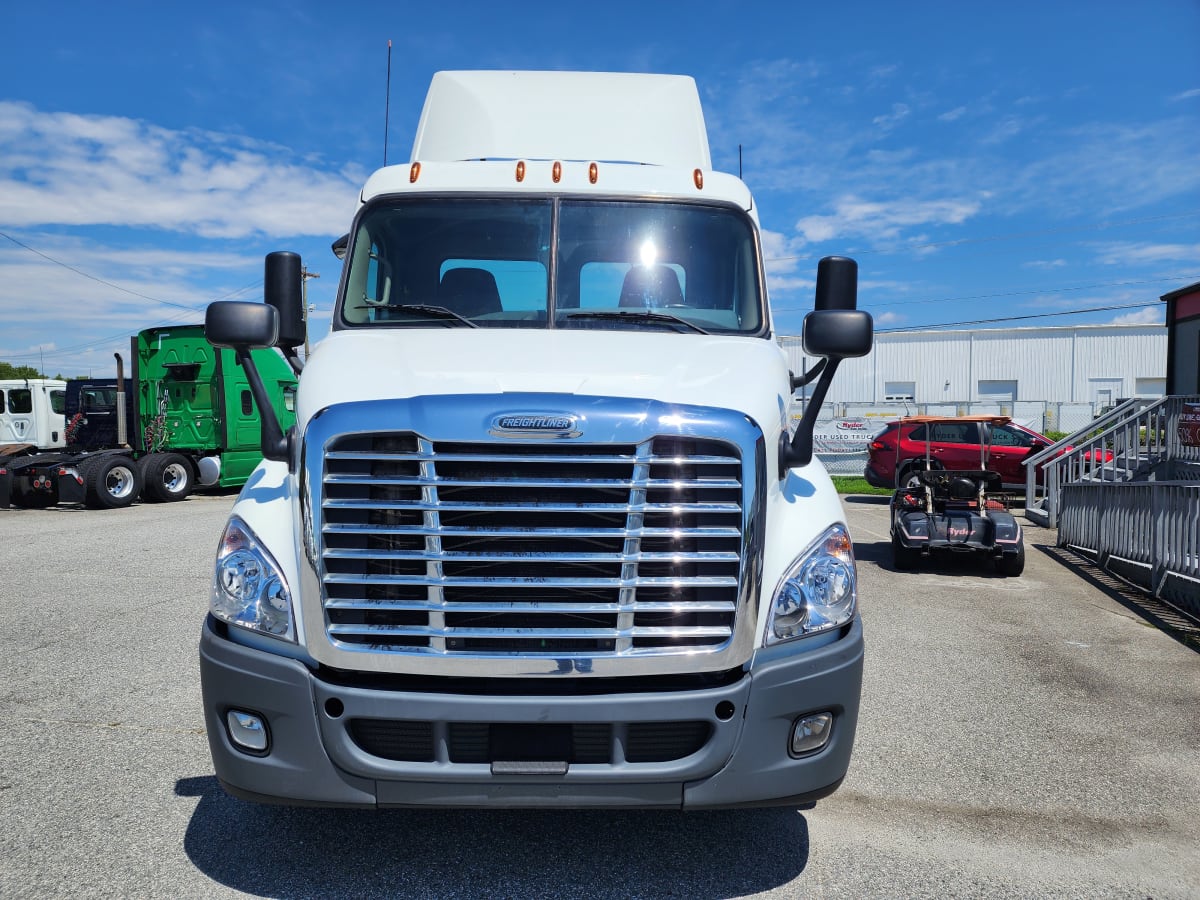 2018 Freightliner/Mercedes CASCADIA 113 681824