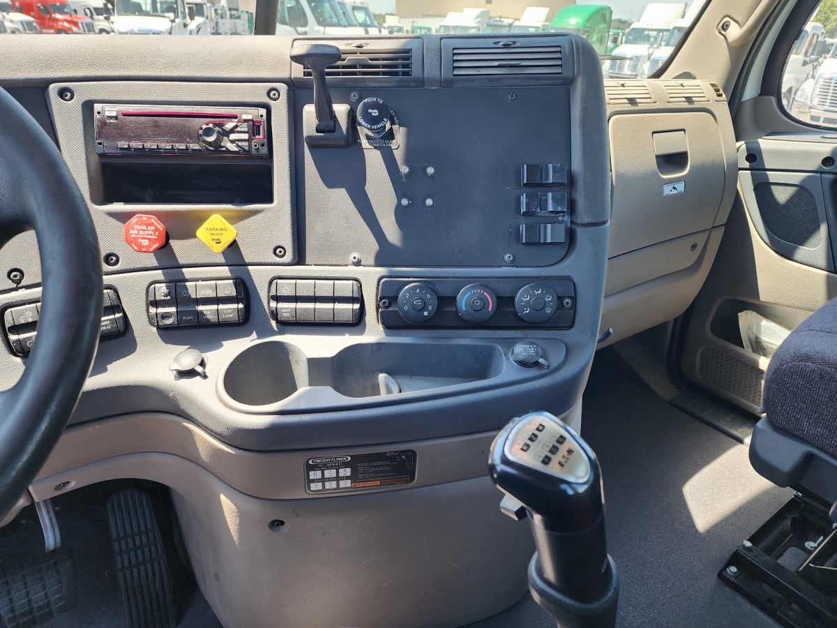 2018 Freightliner/Mercedes CASCADIA 113 681824