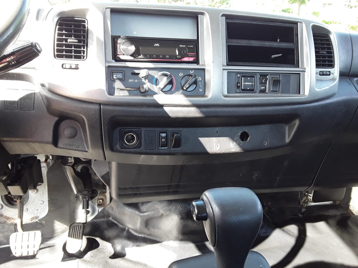 2018 Hino 268 681997