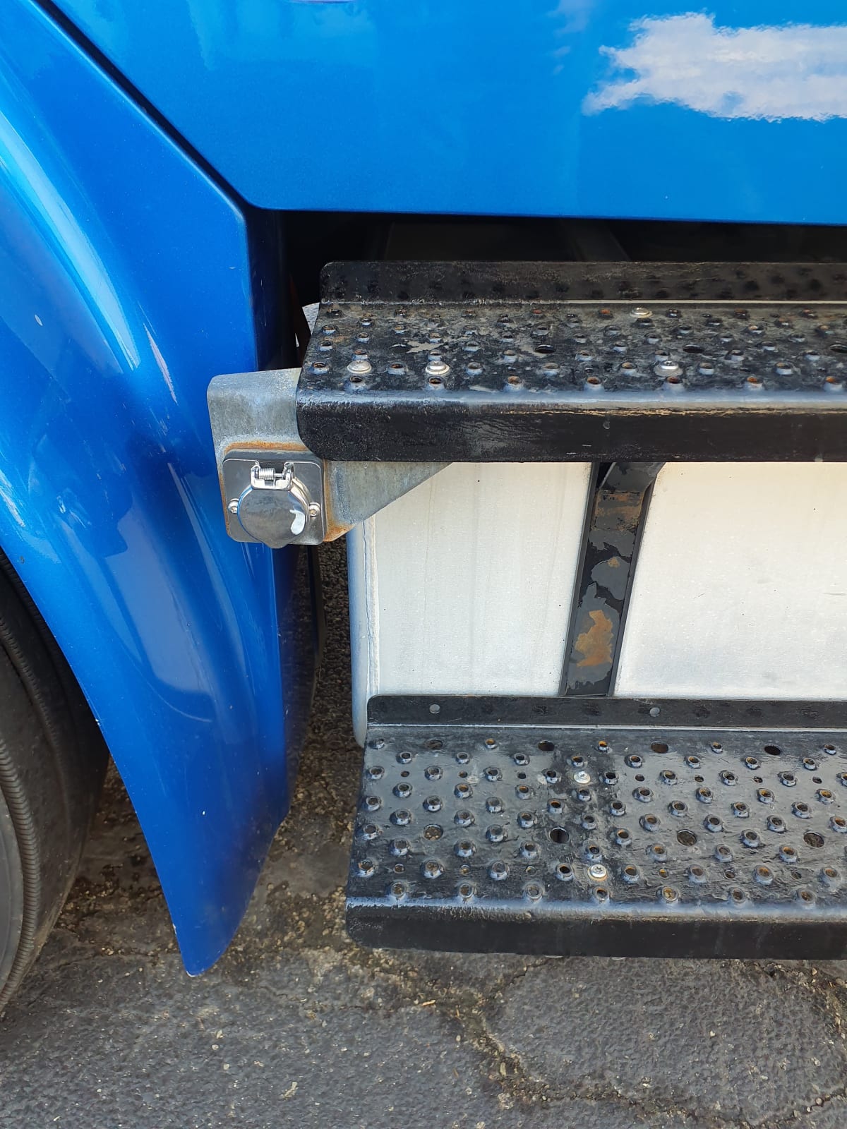 2018 Freightliner/Mercedes M2 106 682019