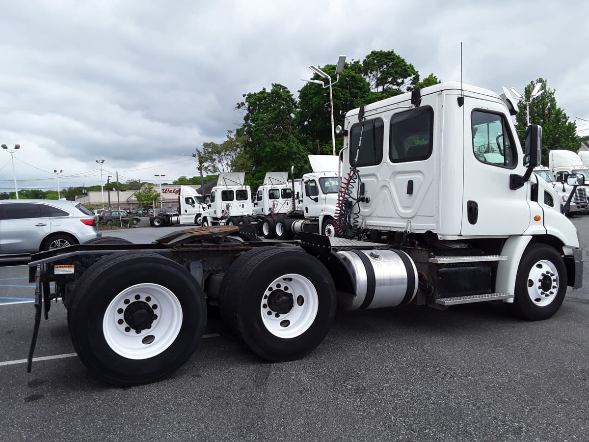 2018 Freightliner/Mercedes CASCADIA 113 682034