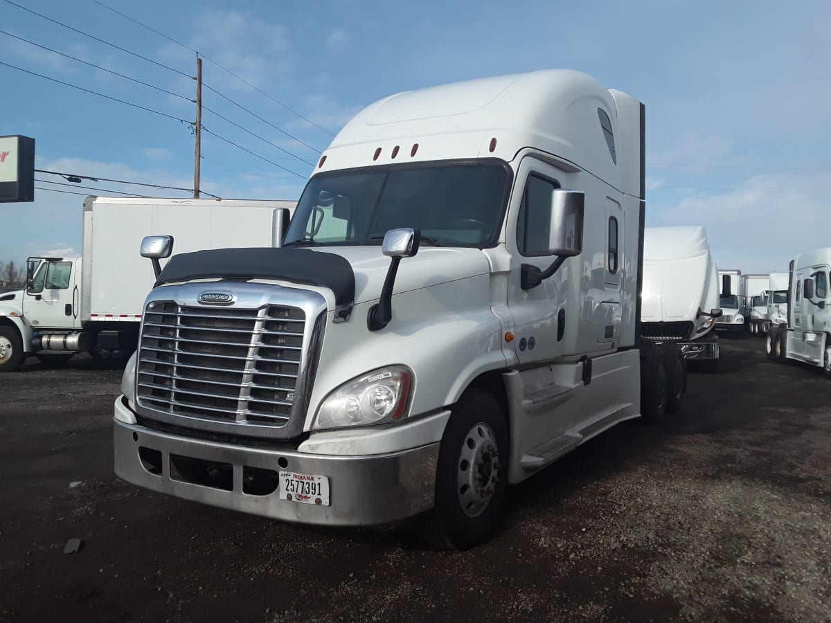 2018 Freightliner/Mercedes CASCADIA 125 682059