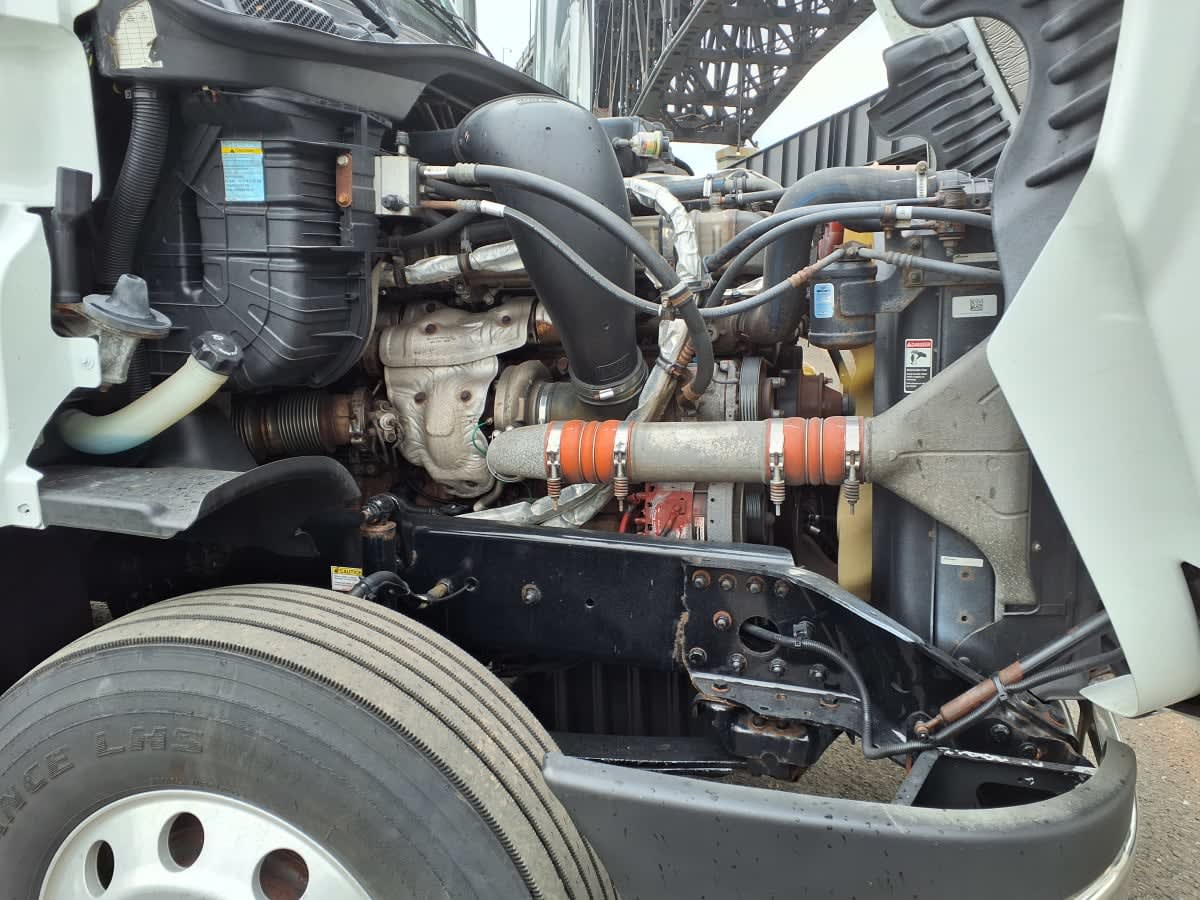2018 Freightliner/Mercedes CASCADIA 125 682061
