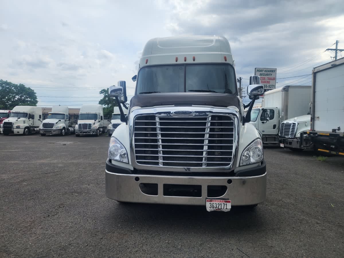 2018 Freightliner/Mercedes CASCADIA 125 682061