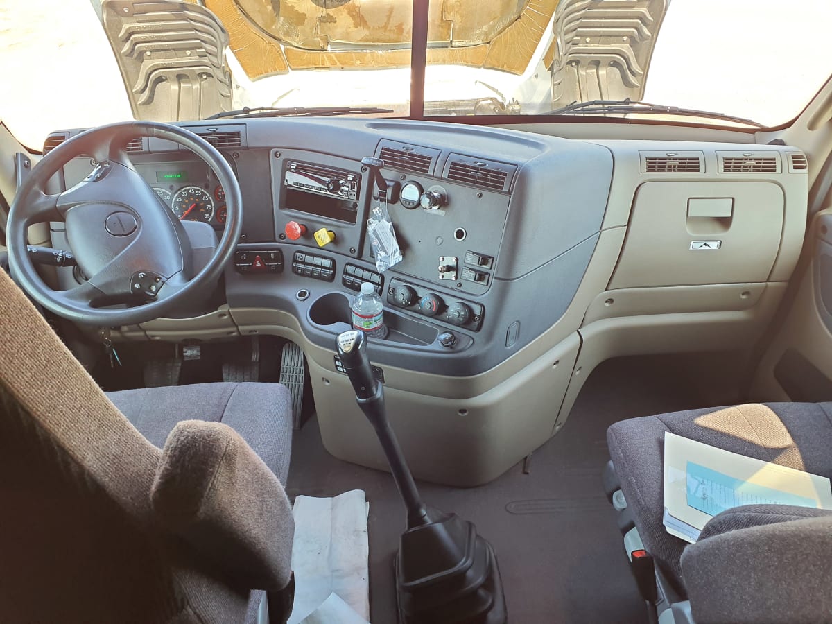 2018 Freightliner/Mercedes CASCADIA 125 682064