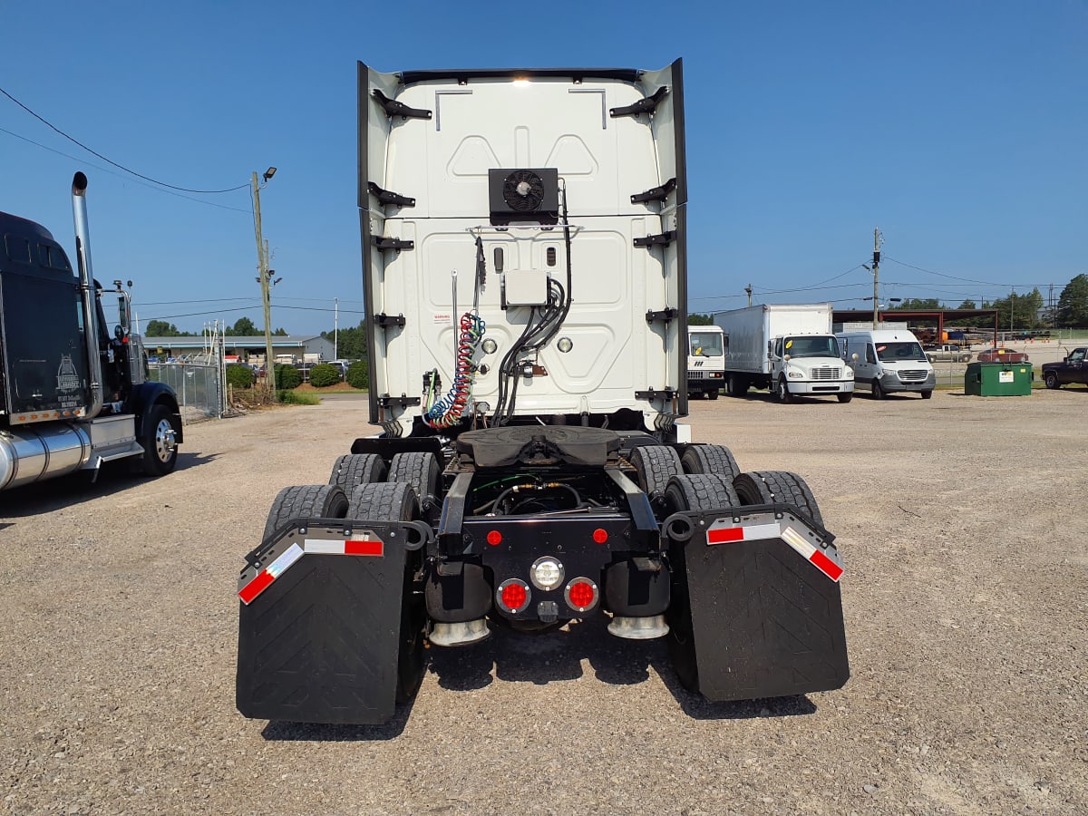 2018 Freightliner/Mercedes CASCADIA 125 682064