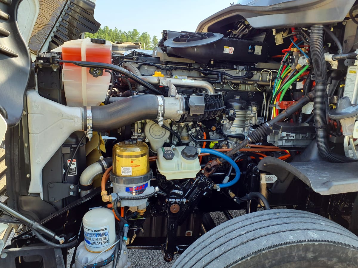 2018 Freightliner/Mercedes CASCADIA 125 682064