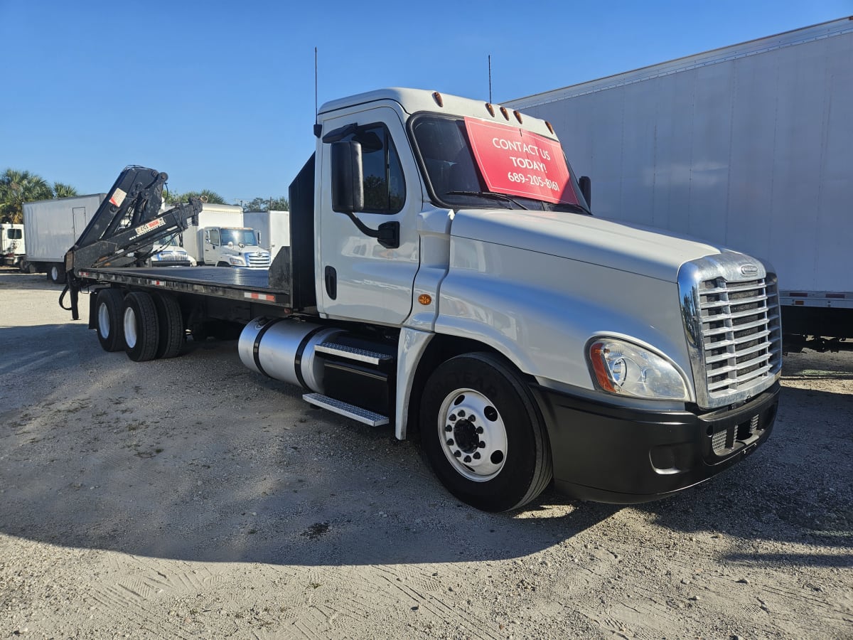 2018 Freightliner - image 3