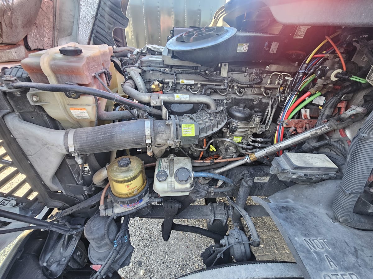 2018 Freightliner - image 9