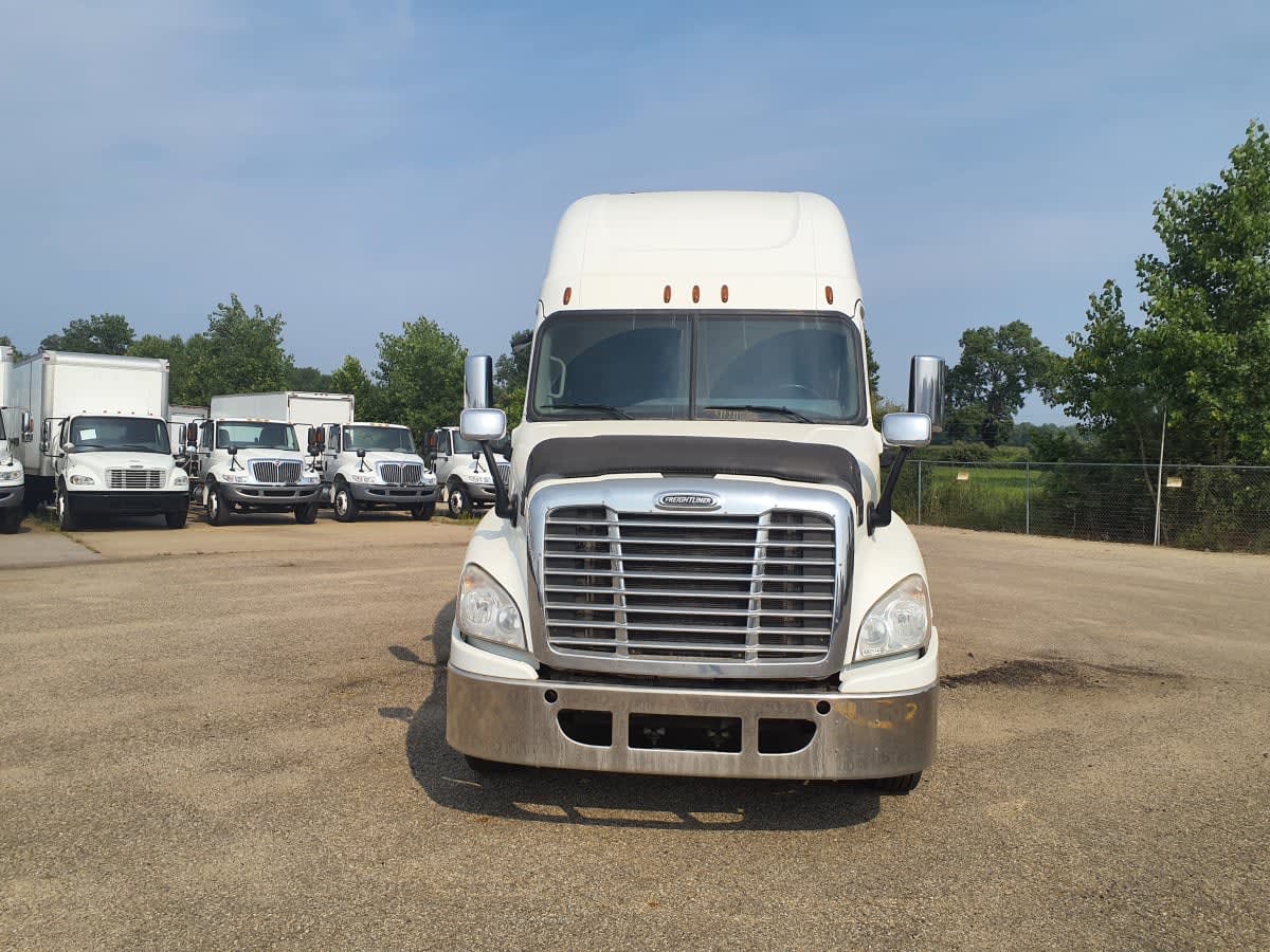 2018 Freightliner/Mercedes CASCADIA 125 682114